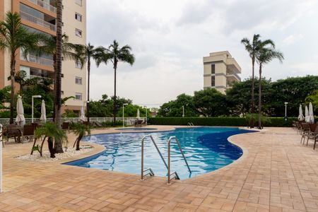 Apartamento para alugar com 126m², 4 quartos e 2 vagasPiscina