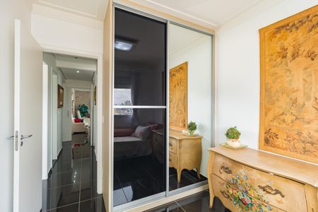 Apartamento para alugar com 126m², 4 quartos e 2 vagasQuarto 3