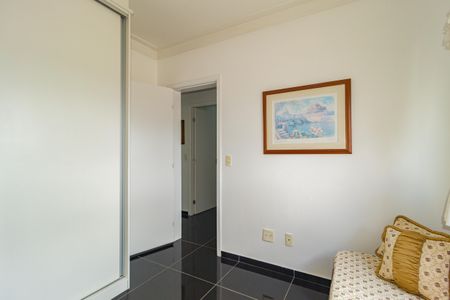 Apartamento para alugar com 126m², 4 quartos e 2 vagasQuarto 2