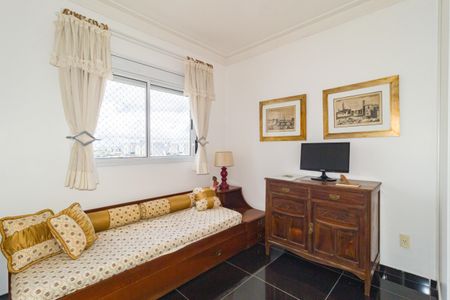 Apartamento para alugar com 126m², 4 quartos e 2 vagasQuarto 2