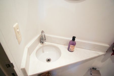 Apartamento à venda com 47m², 1 quarto e 1 vaga Apartamento à venda com 47m², 1 quarto e 1 vagaLavabo