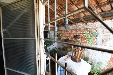 Sala - Vista de casa à venda com 2 quartos, 200m² em Vila 31 de Março, Campinas