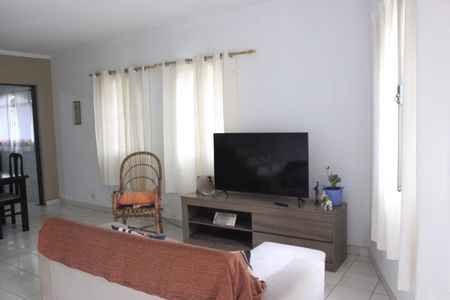 Sala  de casa à venda com 4 quartos, 215m² em Jardim Rosa de Franca, Guarulhos