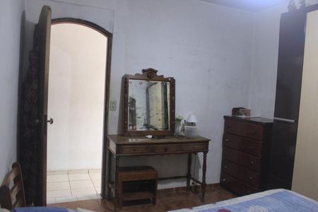 Casa à venda com 215m², 4 quartos e 3 vagasQuarto 3