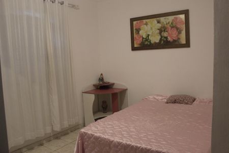 Casa à venda com 215m², 4 quartos e 3 vagasQuarto 3