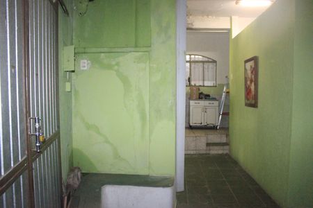 Casa à venda com 215m², 4 quartos e 3 vagasSalão