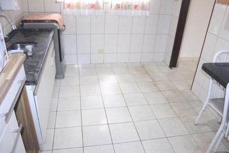 Casa à venda com 215m², 4 quartos e 3 vagasCozinha 2