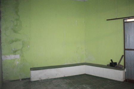 Casa à venda com 215m², 4 quartos e 3 vagasSalão