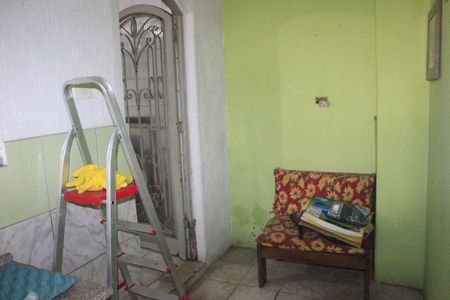 Casa à venda com 215m², 4 quartos e 3 vagasLavanderia 2