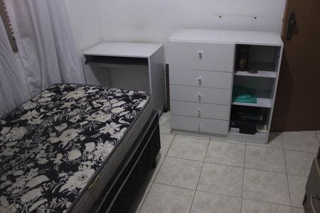 Casa à venda com 215m², 4 quartos e 3 vagasQuarto 2