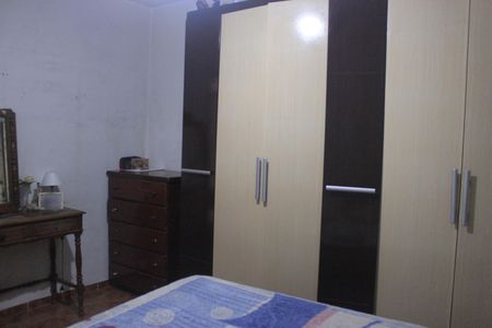 Casa à venda com 215m², 4 quartos e 3 vagasQuarto 3