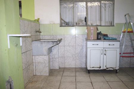 Casa à venda com 215m², 4 quartos e 3 vagasLavanderia 2