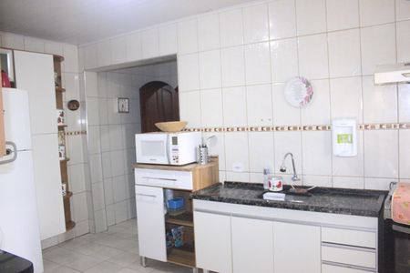 Casa à venda com 215m², 4 quartos e 3 vagasCozinha 2