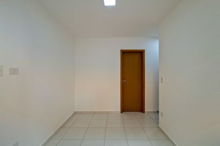 Apartamento para alugar com 85m², 2 quartos e 2 vagas Apartamento para alugar com 85m², 2 quartos e 2 vagasSuite