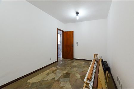 Sala  de casa para alugar com 2 quartos, 90m² em São Pedro, Belo Horizonte