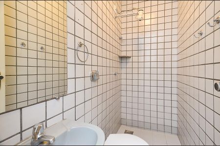 Casa para alugar com 90m², 2 quartos e sem vagaBanheiro 2