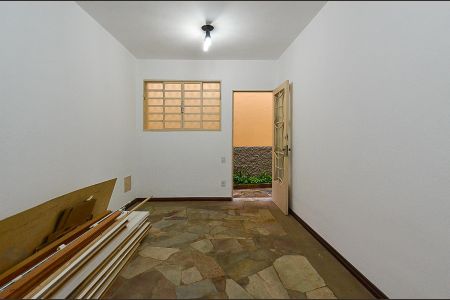 Sala  de casa para alugar com 2 quartos, 90m² em São Pedro, Belo Horizonte