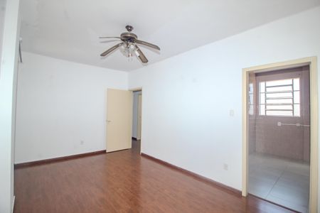 Sala de apartamento para alugar com 3 quartos, 80m² em Farroupilha, Porto Alegre