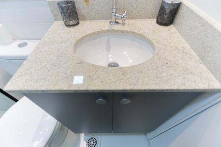 Banheiro de kitnet/studio à venda com 1 quarto, 28m² em Tucuruvi, São Paulo