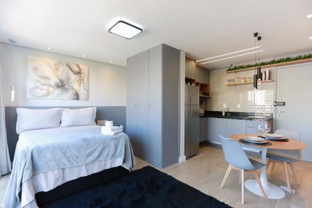 Studio à venda com 28m², 1 quarto e sem vaga Studio à venda com 28m², 1 quarto e sem vagaSala/Quarto