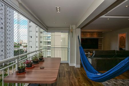 Apartamento à venda com 126m², 3 quartos e 2 vagasVaranda