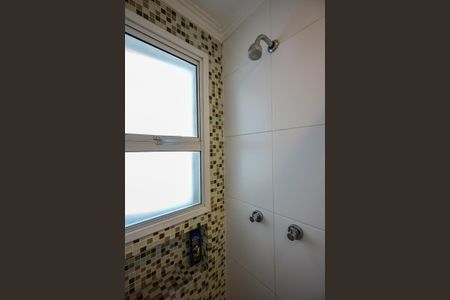 Apartamento à venda com 126m², 3 quartos e 2 vagasChuveiro do Banheiro