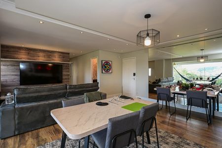 Sala de apartamento à venda com 3 quartos, 120m² em Vila Sonia do Taboao, Taboão da Serra