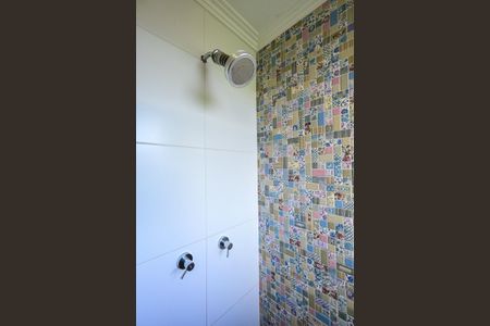 Apartamento à venda com 126m², 3 quartos e 2 vagasChuveiro da Suíte