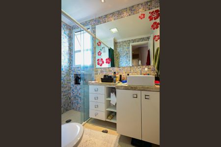 Apartamento à venda com 126m², 3 quartos e 2 vagasBanheiro Suíte 