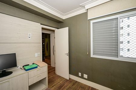 Apartamento à venda com 126m², 3 quartos e 2 vagasQuarto 1
