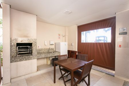 Apartamento para alugar com 42m², 2 quartos e sem vagaÁrea comum - Churrasqueira