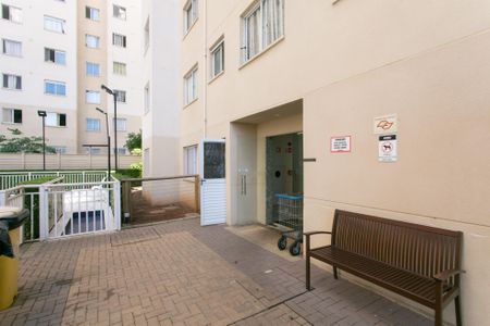 Apartamento para alugar com 42m², 2 quartos e sem vagaÁrea comum 