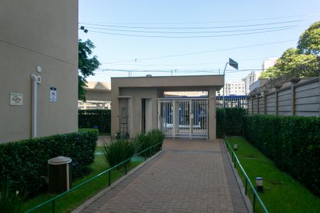 Apartamento para alugar com 42m², 2 quartos e sem vagaÁrea comum - Entrada 