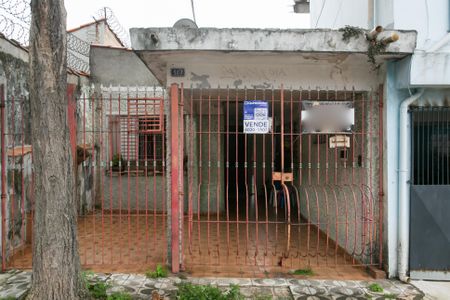 Casa para alugar com 125m², 3 quartos e 1 vaga Casa para alugar com 125m², 3 quartos e 1 vagaFachada