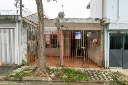 Casa para alugar com 125m², 3 quartos e 1 vaga Casa para alugar com 125m², 3 quartos e 1 vagaFachada