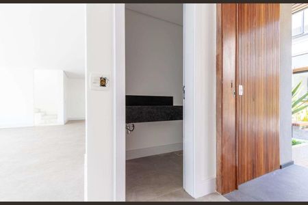 Casa de condomínio à venda com 500m², 4 quartos e 4 vagas Casa de condomínio à venda com 500m², 4 quartos e 4 vagasFoto 13