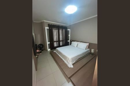 Quarto de casa para alugar com 3 quartos, 250m² em Parque Renato Maia, Guarulhos