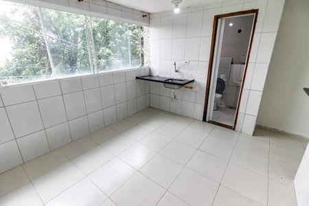 Cozinha de casa para alugar com 1 quarto, 60m² em Cidade Intercap, Taboão da Serra