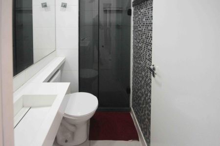 Apartamento para alugar com 38m², 2 quartos e sem vaga Apartamento para alugar com 38m², 2 quartos e sem vagaBanheiro