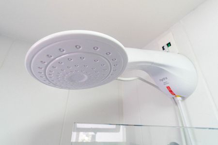 Banheiro de kitnet/studio para alugar com 1 quarto, 50m² em Vila Clementino, São Paulo