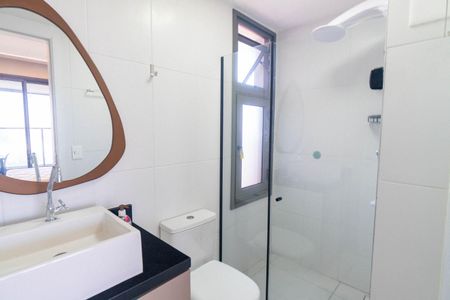 Banheiro de kitnet/studio para alugar com 1 quarto, 50m² em Vila Clementino, São Paulo