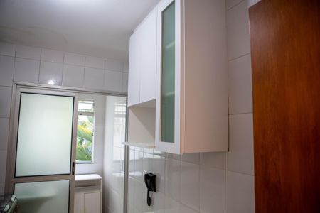 Apartamento para alugar com 65m², 3 quartos e 1 vaga Apartamento para alugar com 65m², 3 quartos e 1 vagaCozinha - Armários