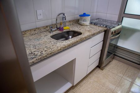 Apartamento para alugar com 65m², 3 quartos e 1 vaga Apartamento para alugar com 65m², 3 quartos e 1 vagaCozinha - Armários