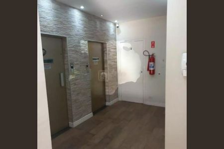 Apartamento à venda com 80m², 2 quartos e sem vaga Apartamento à venda com 80m², 2 quartos e sem vagaFoto 05