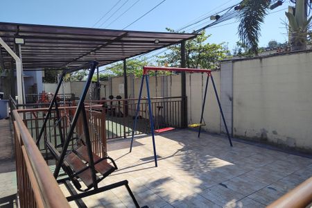 Apartamento para alugar com 45m², 2 quartos e 1 vaga Apartamento para alugar com 45m², 2 quartos e 1 vagaÁrea comum - Playground