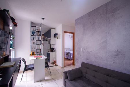 Sala de apartamento para alugar com 2 quartos, 45m² em Vila Lage, São Gonçalo