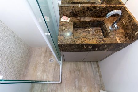 Apartamento para alugar com 60m², 2 quartos e 1 vaga Apartamento para alugar com 60m², 2 quartos e 1 vagaBanheiro