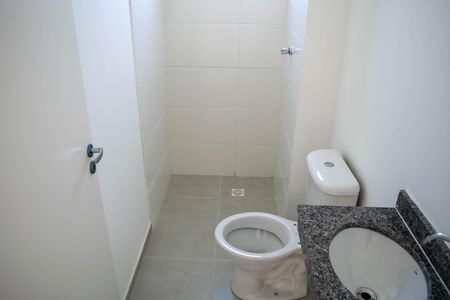 Apartamento à venda com 53m², 2 quartos e 1 vaga Apartamento à venda com 53m², 2 quartos e 1 vagaBanheiro