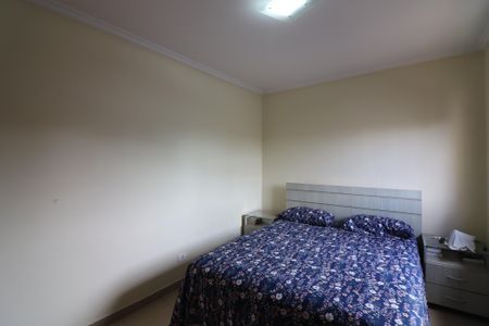 Casa à venda com 230m², 3 quartos e 2 vagasQuarto 2