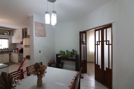 Casa à venda com 230m², 3 quartos e 2 vagasCopa 